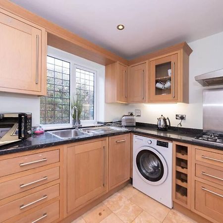 Ratby House - Spacious 3 Bed With Garden & Parking Earley Bagian luar foto